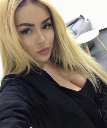 Сюрик, 2000 лет, 3 размер груди